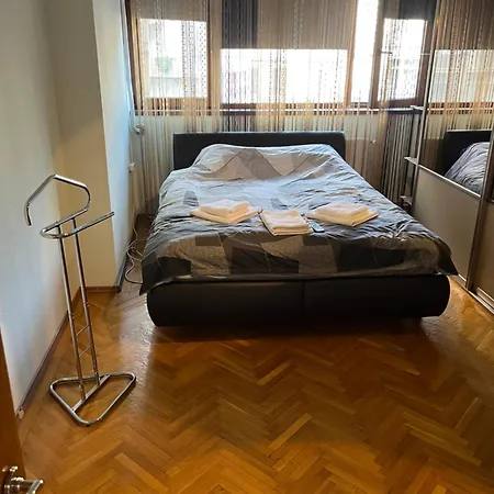 Apartment Apartment